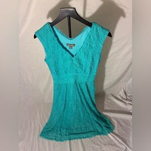 Roz & Ali V Neck Smocked Waist Lace Sundress